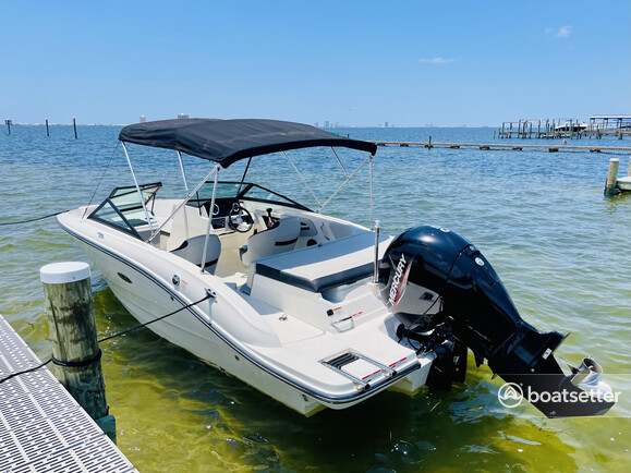 Rent a SEA RAY BOATS deck boat in Gulf Breeze, FL near me